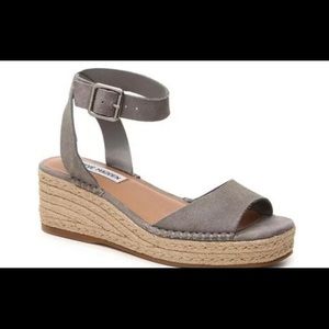 Steve Madden Suede Elody Wedge, Size 7.5